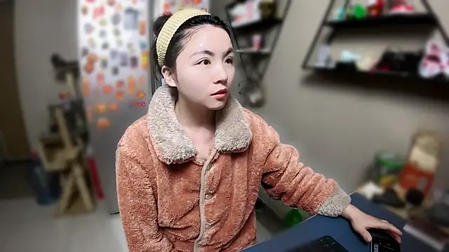 Snapshot of Sinicoco chatting on November 30, 2025, 5:47 pm Sinicoco online show from November 30, 2025, 5:47 pm