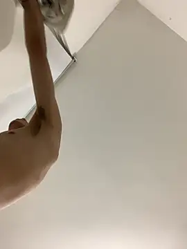 Snapshot of Who-am-I-201 chatting on November 3, 2025, 11:52 pm Who-am-I-201 online show from November 3, 2025, 11:52 pm