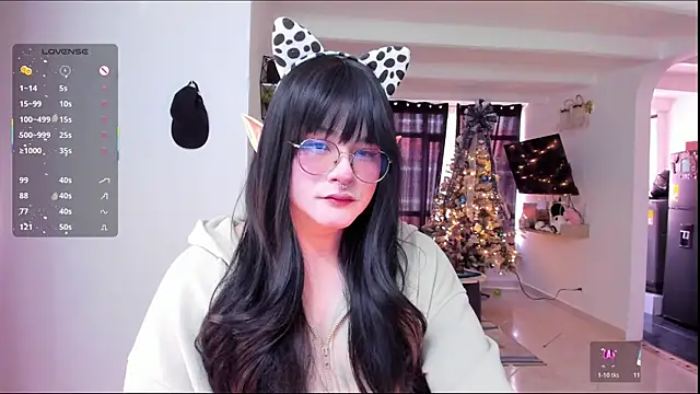 Snapshot of Omorimori chatting on December 5, 2025, 2:15 pm Omorimori online show from December 5, 2025, 2:15 pm