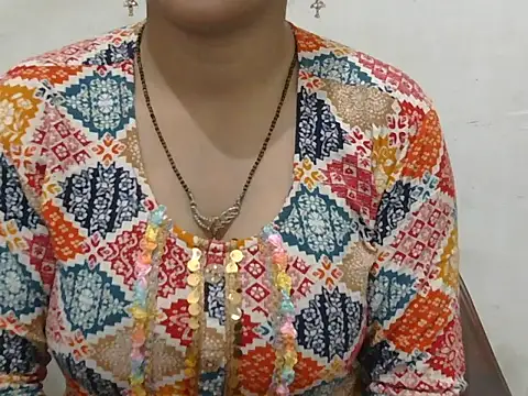 Snapshot of Sneha_lovely01 chatting on December 5, 2025, 7:12 pm Sneha lovely01 online show from December 5, 2025, 7:12 pm