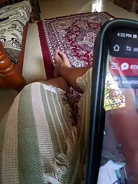 suraj696 online show from November 3, 2025, 10:52 am