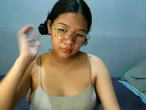 Snapshot of hotsexyreb chatting on February 20, 2026, 6:37 am hotsexyreb online show from February 20, 2026, 6:37 am