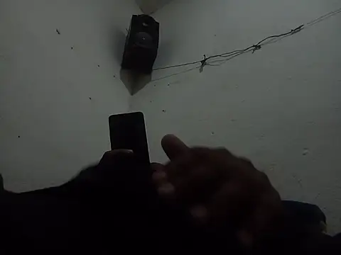 Snapshot of negrocomomisuerte chatting on November 4, 2025, 9:57 am negrocomomisuerte online show from November 4, 2025, 9:57 am