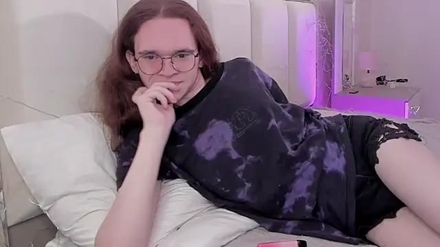 Mark Glover online show from November 14, 2025, 10:30 am