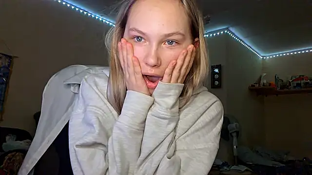 KarinRobertson online show from March 12, 2026, 5:06 pm