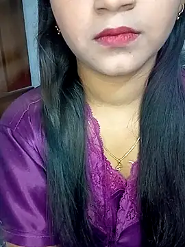 Neha533 online show from November 28, 2025, 8:09 pm