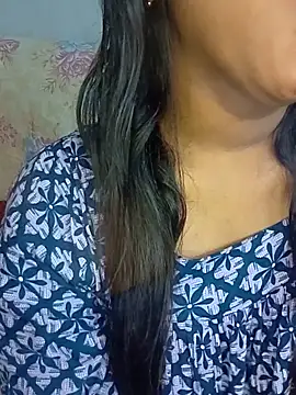 Neha533 online show from May 6, 2026, 6:12 pm