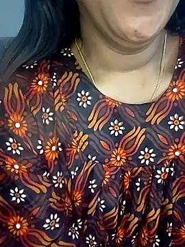 Snapshot of Neha533 chatting on February 15, 2026, 7:46 pm Neha533 online show from February 15, 2026, 7:46 pm