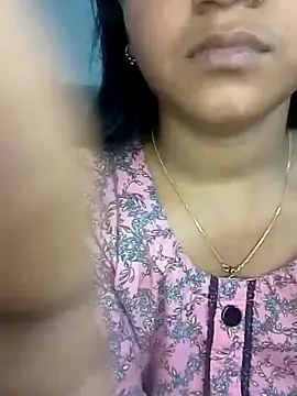 Snapshot of Neha533 chatting on February 8, 2026, 10:07 pm Neha533 online show from February 8, 2026, 10:07 pm