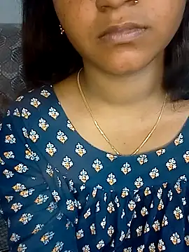 Snapshot of Neha533 chatting on March 3, 2026, 6:26 pm Neha533 online show from March 3, 2026, 6:26 pm