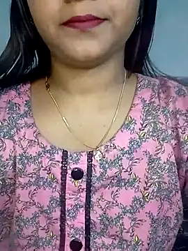 Neha533 online show from December 18, 2025, 6:45 pm