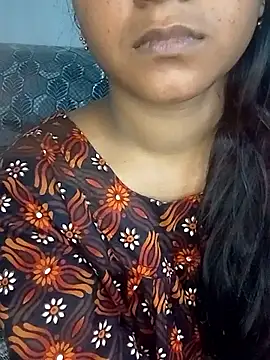 Snapshot of Neha533 chatting on March 6, 2026, 5:52 pm Neha533 online show from March 6, 2026, 5:52 pm