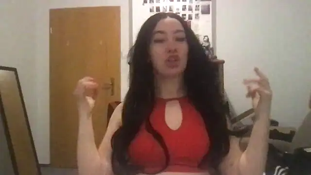Snapshot of Ameliiya chatting on February 6, 2026, 6:48 pm Ameliiya online show from February 6, 2026, 6:48 pm
