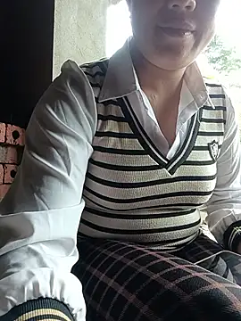 Snapshot of Sara_pusyy chatting on July 9, 2026, 8:37 am Sara pusyy online show from July 9, 2026, 8:37 am