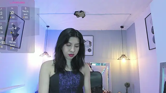 Snapshot of zoe-moreau chatting on March 13, 2026, 7:41 pm zoe-moreau online show from March 13, 2026, 7:41 pm