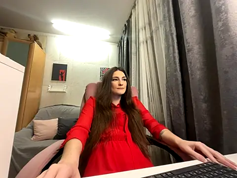 Snapshot of HelgaMun chatting on November 12, 2025, 10:19 am HelgaMun online show from November 12, 2025, 10:19 am