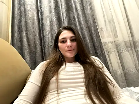 Snapshot of HelgaMun chatting on November 13, 2025, 6:01 pm HelgaMun online show from November 13, 2025, 6:01 pm