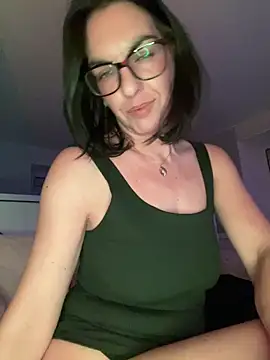 Snapshot of AsphericSquawk chatting on November 22, 2025, 6:07 pm AsphericSquawk online show from November 22, 2025, 6:07 pm