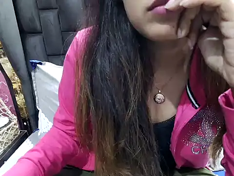 Snapshot of Angel-pune001 chatting on February 14, 2026, 7:14 pm Angel-pune001 online show from February 14, 2026, 7:14 pm