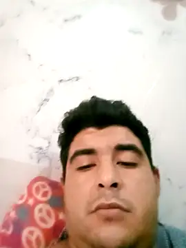 Snapshot of Yerackhip chatting on April 13, 2026, 4:55 pm Yerackhip online show from April 13, 2026, 4:55 pm
