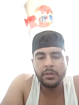 Snapshot of Yerackhip chatting on January 5, 2026, 11:52 pm Yerackhip online show from January 5, 2026, 11:52 pm