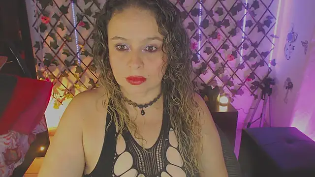 katjohanna online show from June 21, 2026, 4:40 am