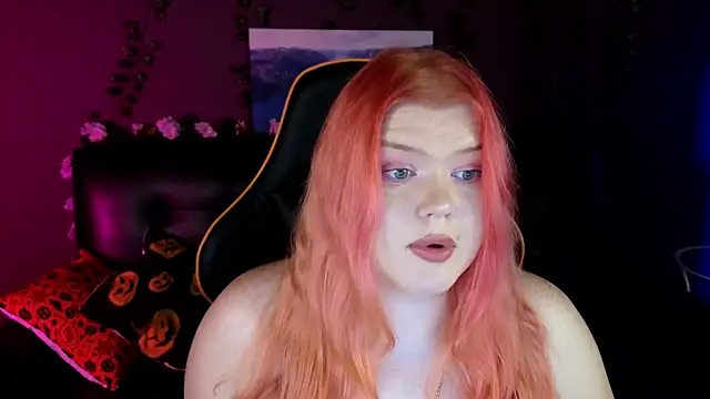 Snapshot of AriettaHeart chatting on November 6, 2025, 8:13 pm AriettaHeart online show from November 6, 2025, 8:13 pm