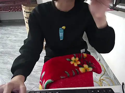 ---Lusi03--- online show from February 19, 2026, 3:53 pm