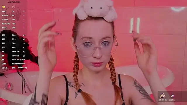 Snapshot of WICKEDEMBER chatting on July 10, 2026, 2:33 am WICKEDEMBER online show from July 10, 2026, 2:33 am