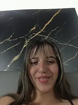 amelie anders online show from November 7, 2025, 8:13 pm