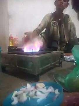 Snapshot of Jooli_cuty chatting on November 5, 2025, 12:47 am Jooli cuty online show from November 5, 2025, 12:47 am