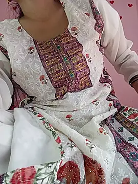 Snapshot of Saniya76 chatting on June 19, 2026, 3:51 pm Saniya76 online show from June 19, 2026, 3:51 pm