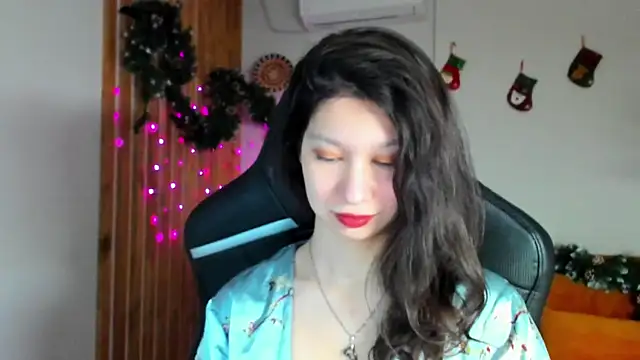 Snapshot of SaraDenars chatting on December 22, 2025, 6:35 am SaraDenars online show from December 22, 2025, 6:35 am