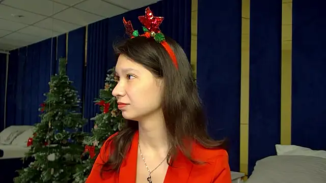 Snapshot of SaraDenars chatting on December 15, 2025, 5:24 am SaraDenars online show from December 15, 2025, 5:24 am