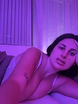 jojoa23 online show from April 20, 2026, 1:56 pm