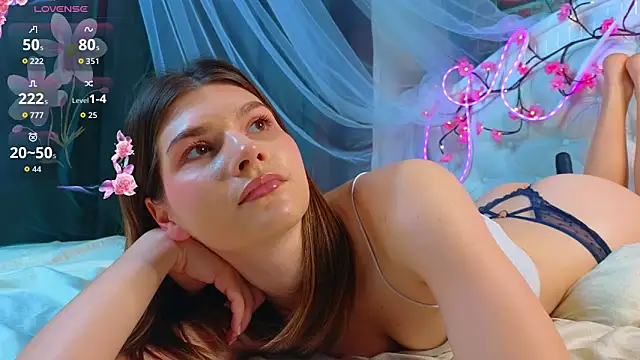 Snapshot of WilmaJohnson chatting on April 3, 2026, 7:04 am WilmaJohnson online show from April 3, 2026, 7:04 am