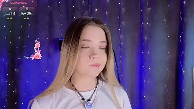 JeanToh online show from November 19, 2025, 3:12 pm