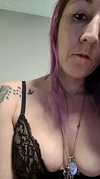 N8tivePride online show from November 13, 2025, 2:15 am