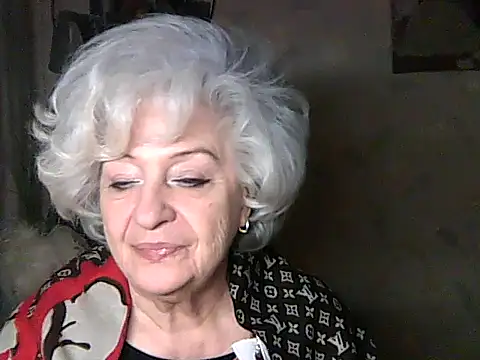 ValeriaKroww online show from December 15, 2025, 6:25 pm