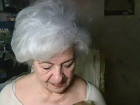 Snapshot of ValeriaKroww chatting on May 8, 2026, 6:39 am ValeriaKroww online show from May 8, 2026, 6:39 am