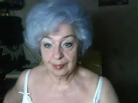 Snapshot of ValeriaKroww chatting on July 3, 2026, 6:14 pm ValeriaKroww online show from July 3, 2026, 6:14 pm