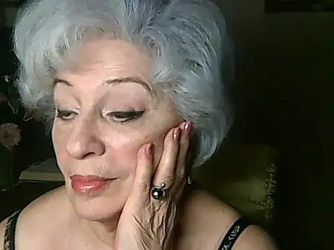 Snapshot of ValeriaKroww chatting on July 23, 2026, 5:53 pm ValeriaKroww online show from July 23, 2026, 5:53 pm