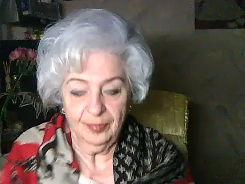 ValeriaKroww online show from April 27, 2026, 5:44 pm