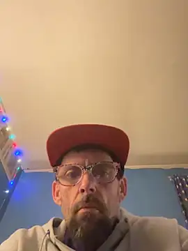 Snapshot of biggdaddyandqueenn chatting on December 13, 2025, 8:04 pm biggdaddyandqueenn online show from December 13, 2025, 8:04 pm