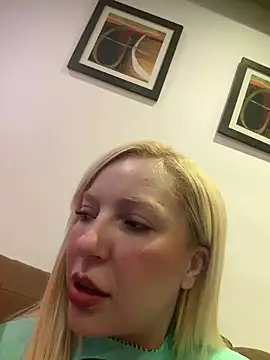 melisboa online show from August 4, 2026, 10:58 pm