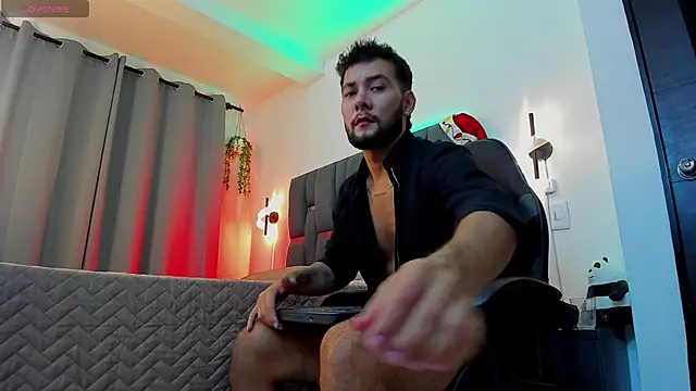 noah corvelle online show from December 21, 2025, 1:41 am