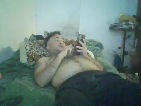 GuilleHotsexy online show from November 11, 2025, 12:55 pm