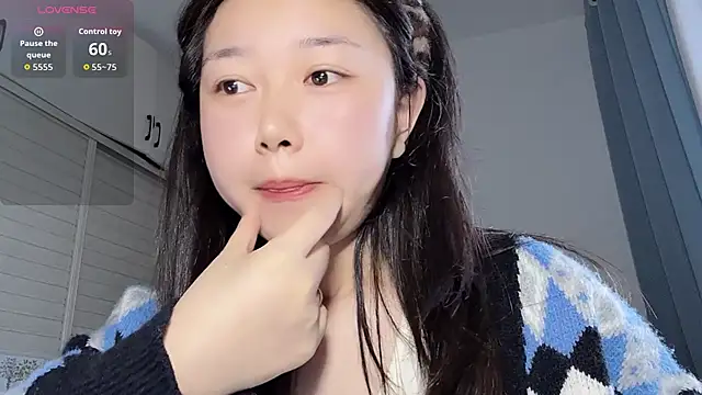 Snapshot of Xiaoji61 chatting on November 10, 2025, 6:29 am Xiaoji61 online show from November 10, 2025, 6:29 am