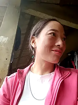 Snapshot of oanh-oanhbay chatting on November 5, 2025, 6:05 am oanh-oanhbay online show from November 5, 2025, 6:05 am