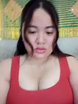 Bee-bgolden online show from November 11, 2025, 1:55 am